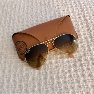Ray-Ban Aviator Gradient Sunglasses RB3025